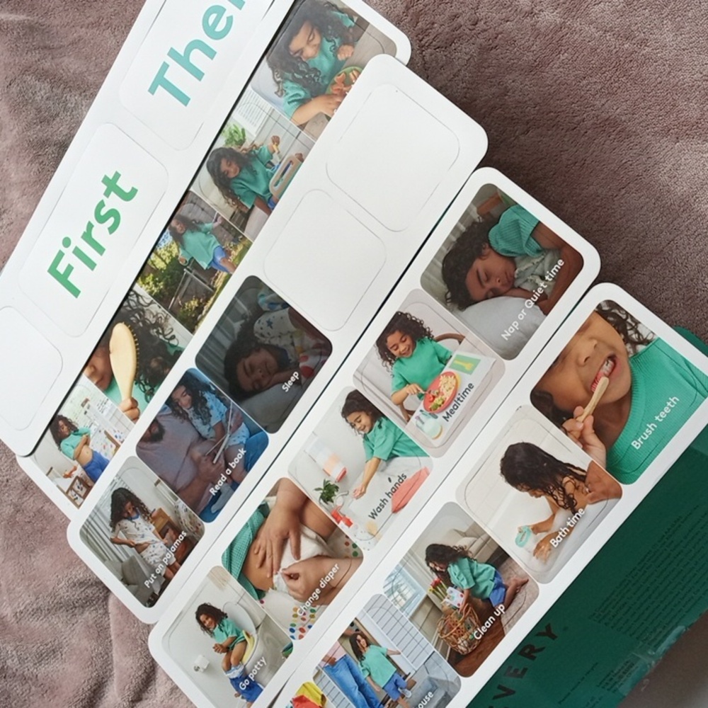 Calendar From Lovevery Toddler Ready for Routines Mini Kit - Picture 2 of 3